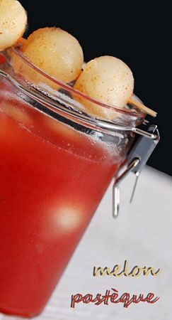 zuppa dolce di anguria, melone e pere