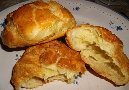 bigne’ di formaggio