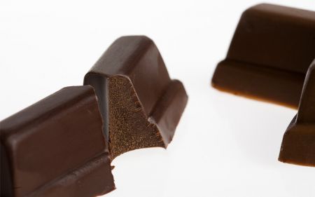 cioccolatino diviso in due