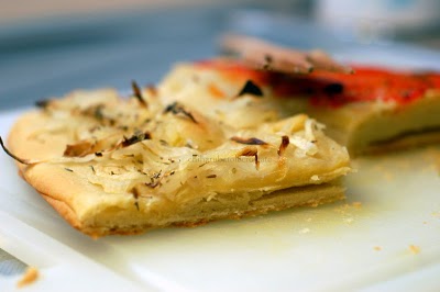 focaccia con le cipolle specialita’ ligure