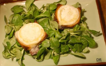 insalata con formaggio caprino caldo