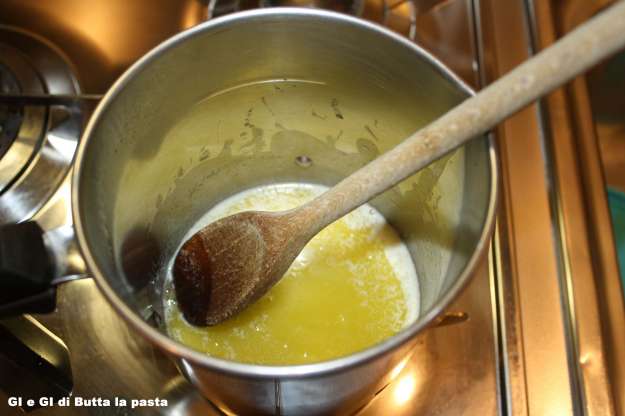 ricetta besciamella=01