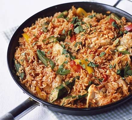 il riso jollof, tipico paitto nigeriano