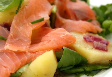 carpaccio di salmone con verdure