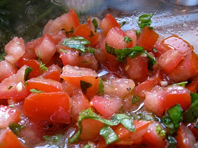 salsa di pomodoro cruda per il vitello