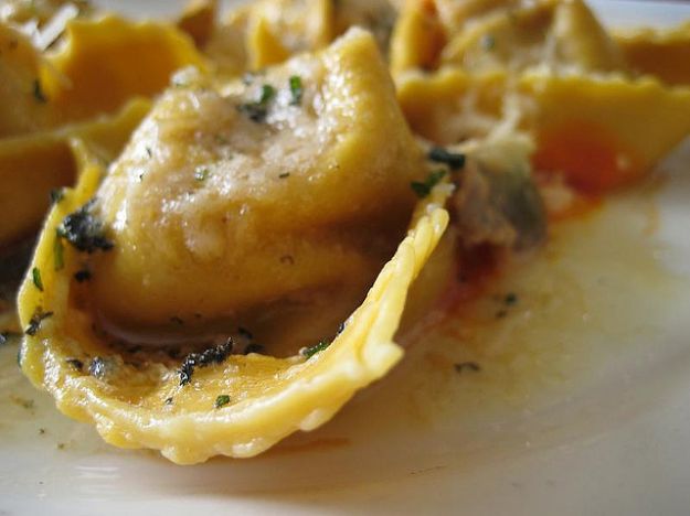 Cappellacci di zucca con burro e salvia