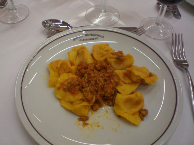 Cappellacci di zucca ferraresi al ragù