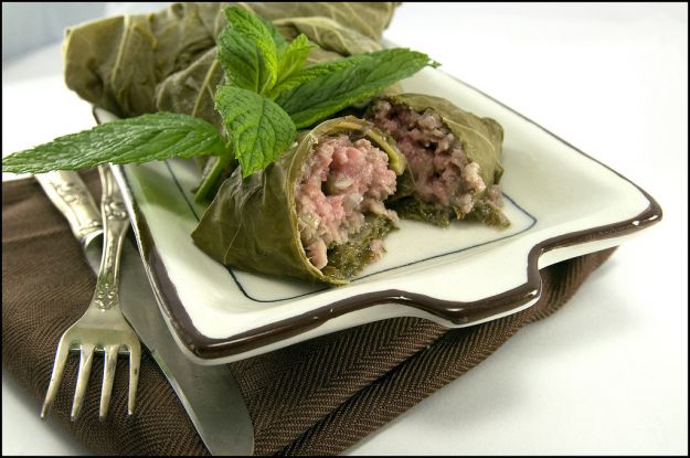 Foglie di vite ripiene di carne