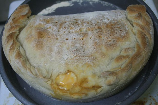 calzone di cipolla ricetta