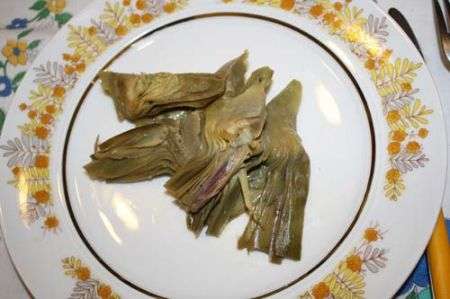 carciofi con la salsa