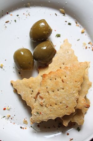 crackers e olive