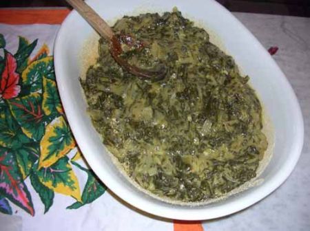 versate le bietole nella pirofila