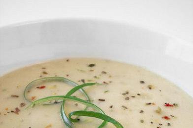zuppa gazpacho bianco