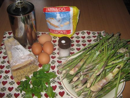 ingredienti per lo sformato di asparagi