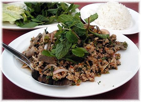 insalata di carne tritata thailandese