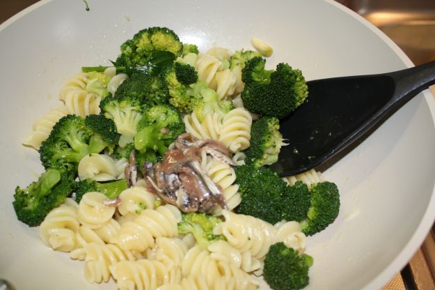 ricetta fusilli broccoli 01