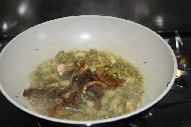 ricetta pasta carciofi funghi 01