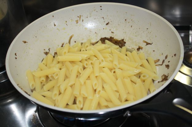 ricetta pasta carciofi funghi 01