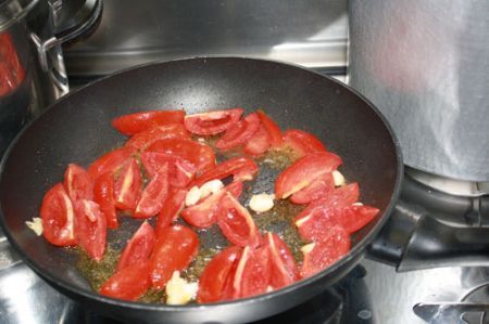 salmone al pomodoro