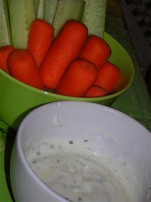 salsa allo yogurt con verdure