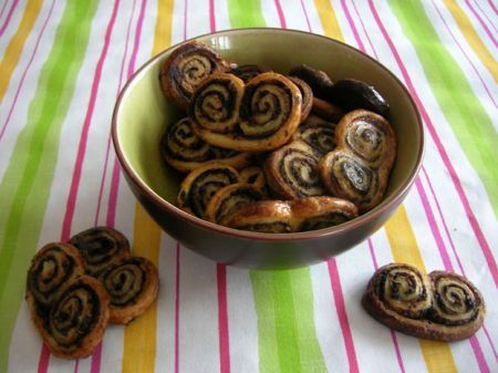 sfogliatine alla tapenade, golosi salatini per l’aperitivo