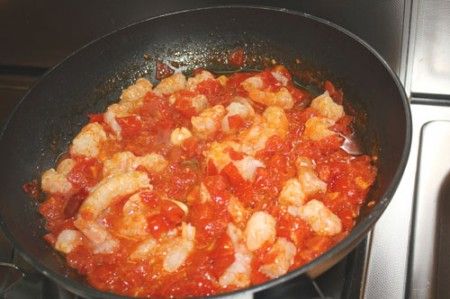 tagliatelle nere gamberi pomodorini 01