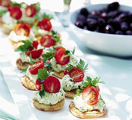 tartine con pomodorini e feta