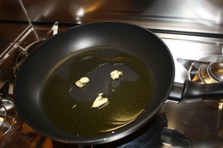 totani o calamari con i carciofi