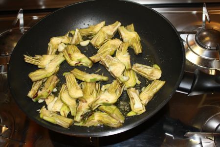 totani o calamari con i carciofi