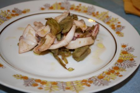 totani o calamari con i carciofi