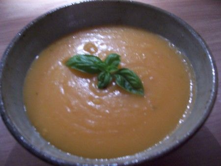 zuppa pane patate  caldo piatto autunnale