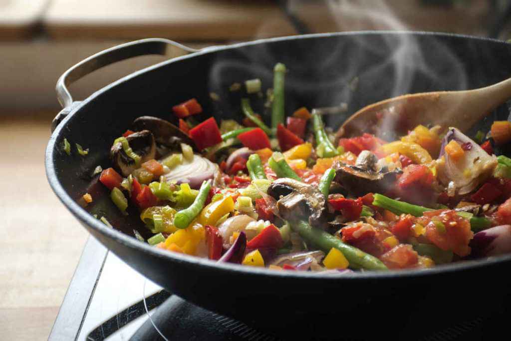cucinare con il wok