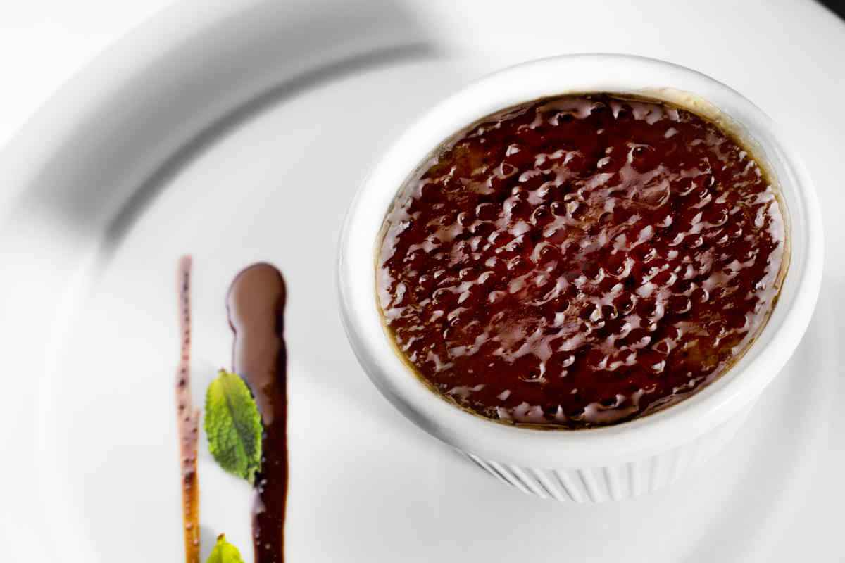 coppetta con Crème Brulée al cioccolato