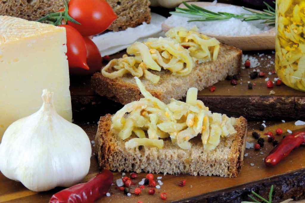 melanzane sott olio a crudo per la cena vegetariana