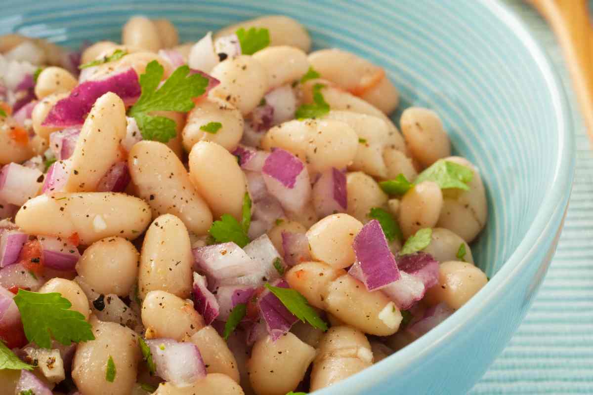 Insalata di fagioli cannellini in scatola ricetta