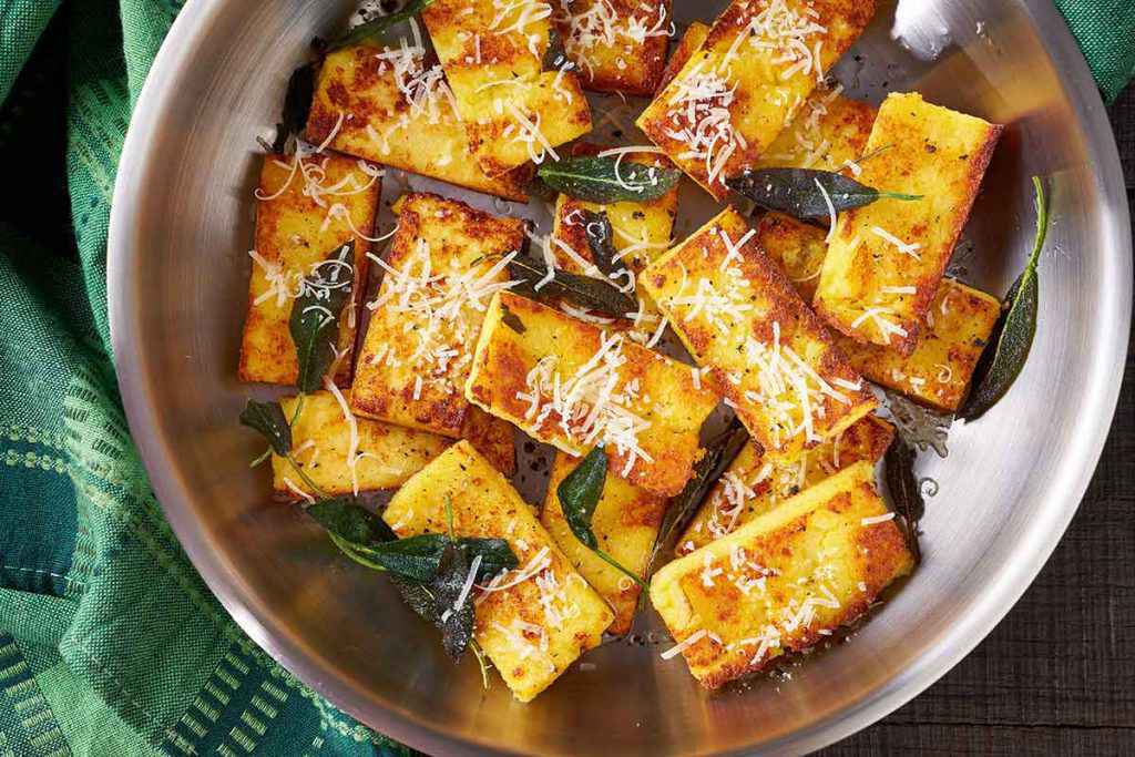 Scagliuozzoli polenta fritta con salvia antipasti vegetariani