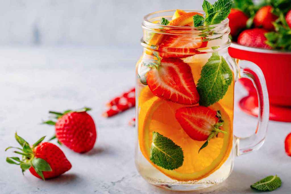 Cocktail arance e fragole