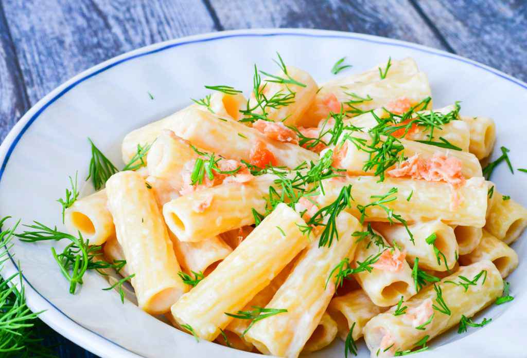 Pasta salmone e zucchine: ricetta facile