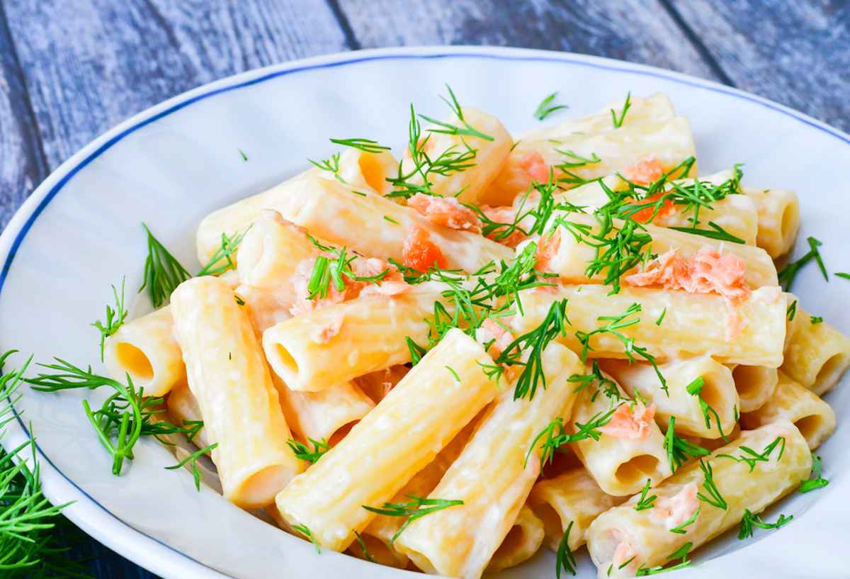 Pasta salmone e zucchine: ricetta facile