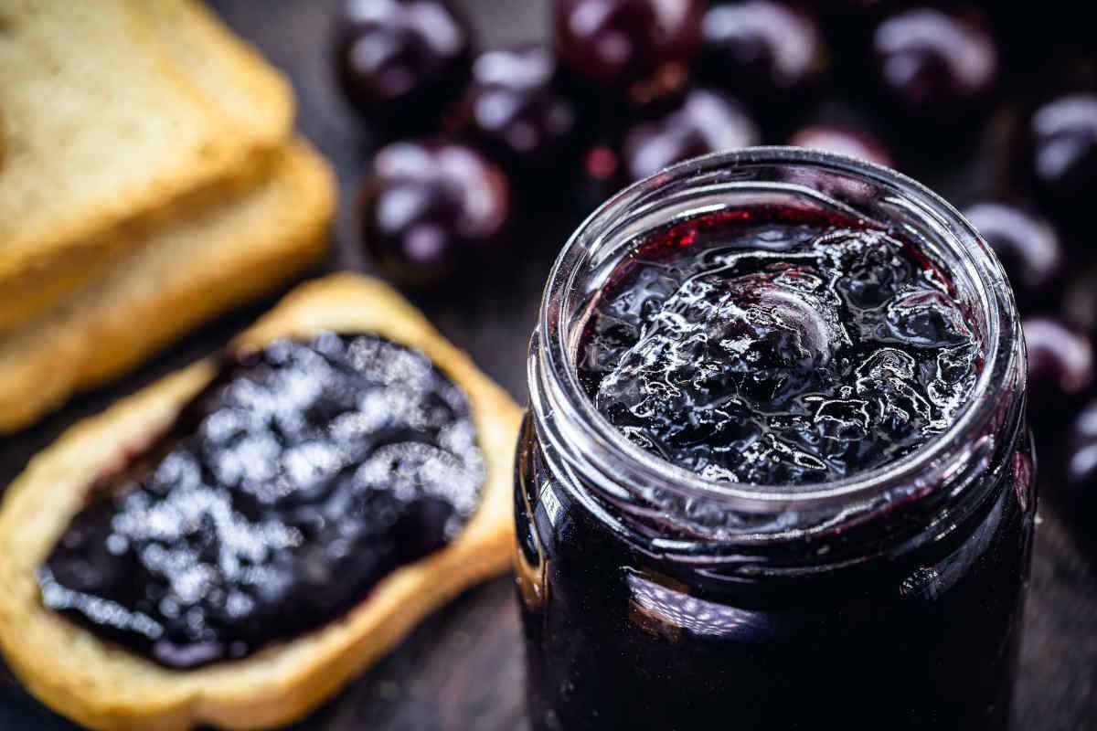 Marmellata di uva senza zucchero