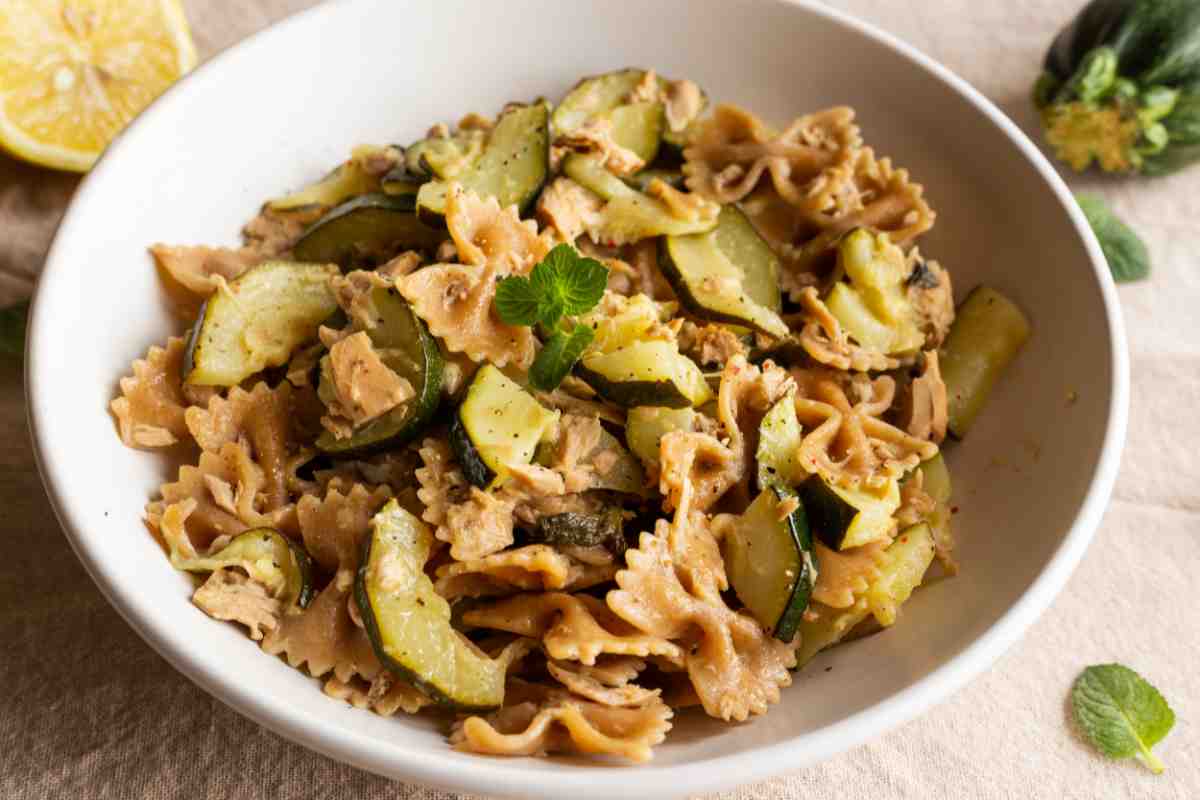 Pasta zucchine e tonno ricetta