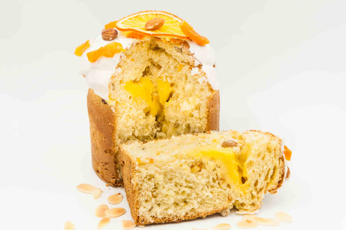 Panettone farcito con crema all’arancia