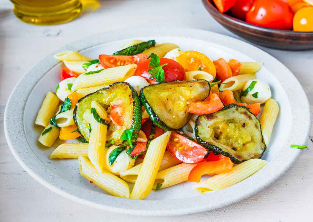 Pasta fredda con zucchine