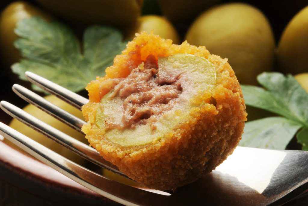 olive fritte all'ascolana per antipasti di capodanno