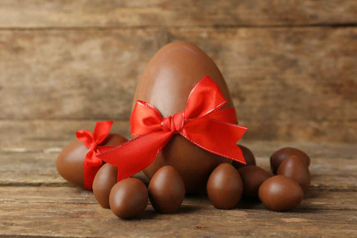 Rita Ha Vinto Un Grande Uovo Di Cioccolata Uovo di cioccolata fatto in casa: ricetta e consigli | Buttalapasta