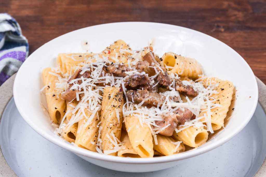 pasta alla gricia con ingredienti diversi