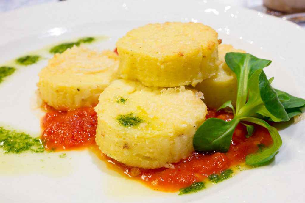 Gnocchi alla Romana con condimento di pomodoro