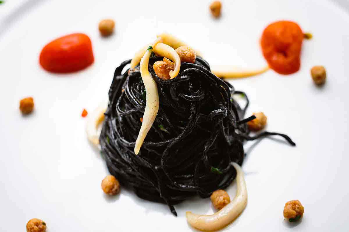 Spaghetti al nero di seppia