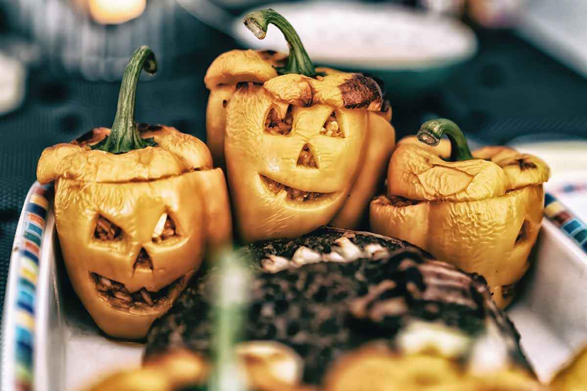 Mostri di peperoni per Halloween