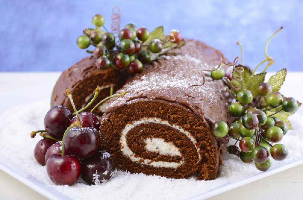 tronchetto di Natale al cioccolato con crema al mascarpone